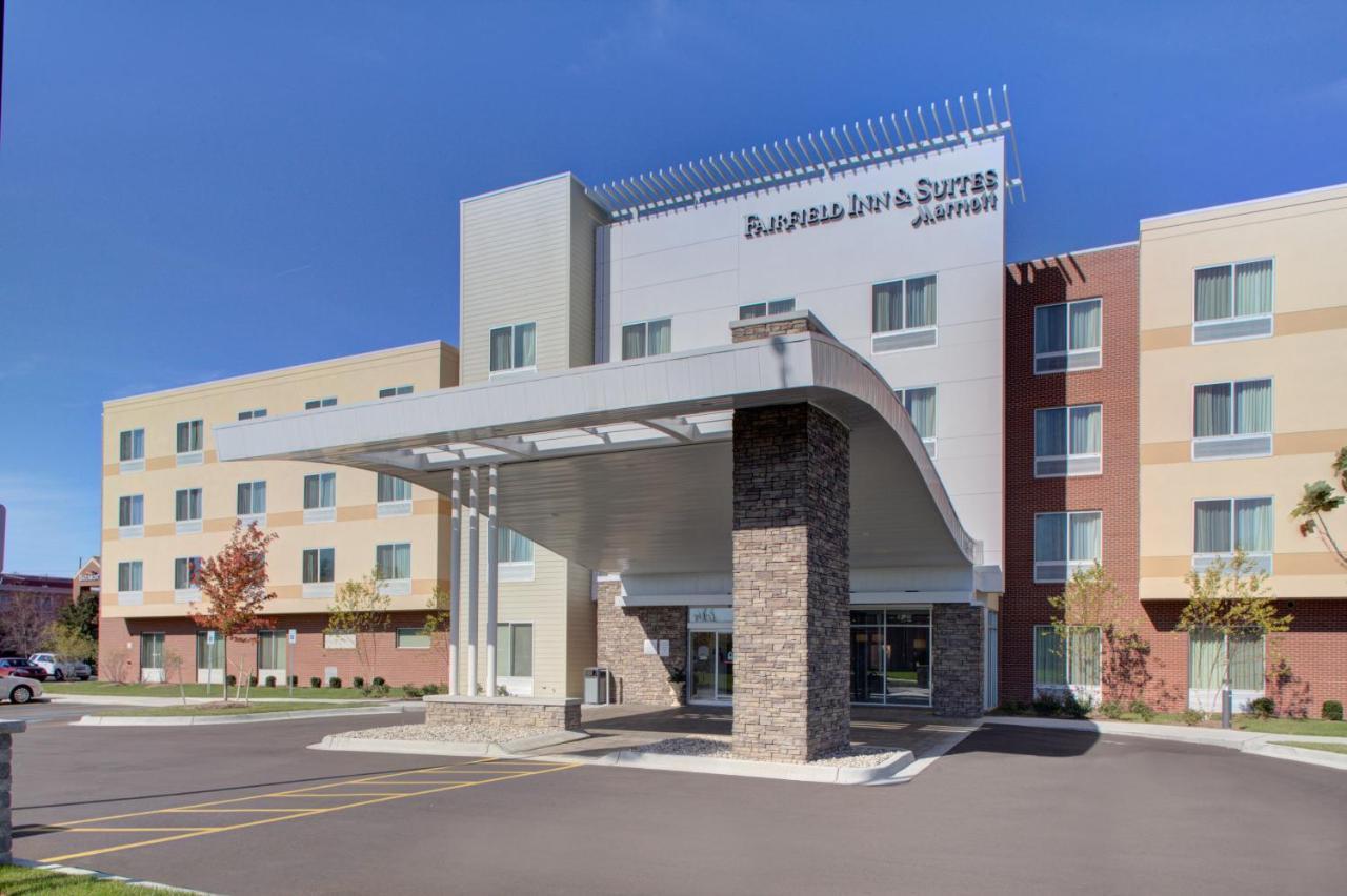 Fairfield Inn & Suites By Marriott Detroit Кантон Экстерьер фото