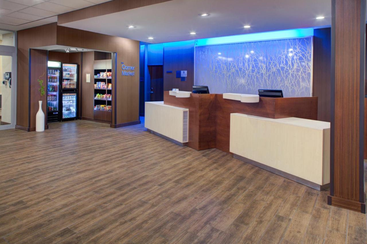Fairfield Inn & Suites By Marriott Detroit Кантон Экстерьер фото
